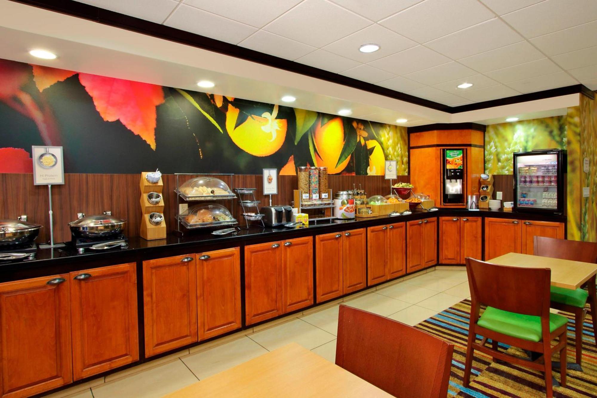 Fairfield Inn & Suites Fresno Кловис Экстерьер фото