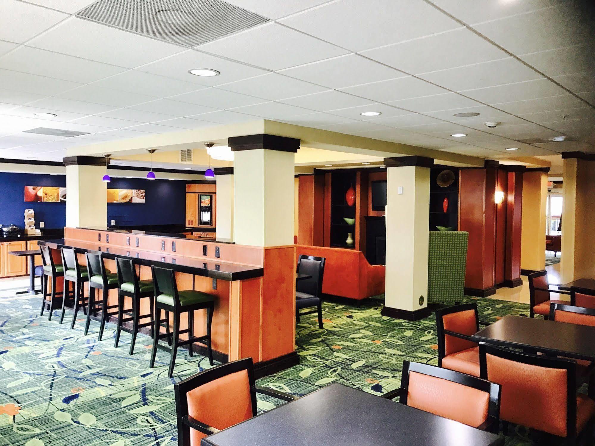 Fairfield Inn & Suites Fresno Кловис Экстерьер фото